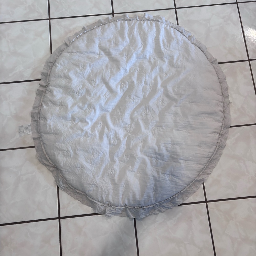 Round Gray Ruffled Cushion